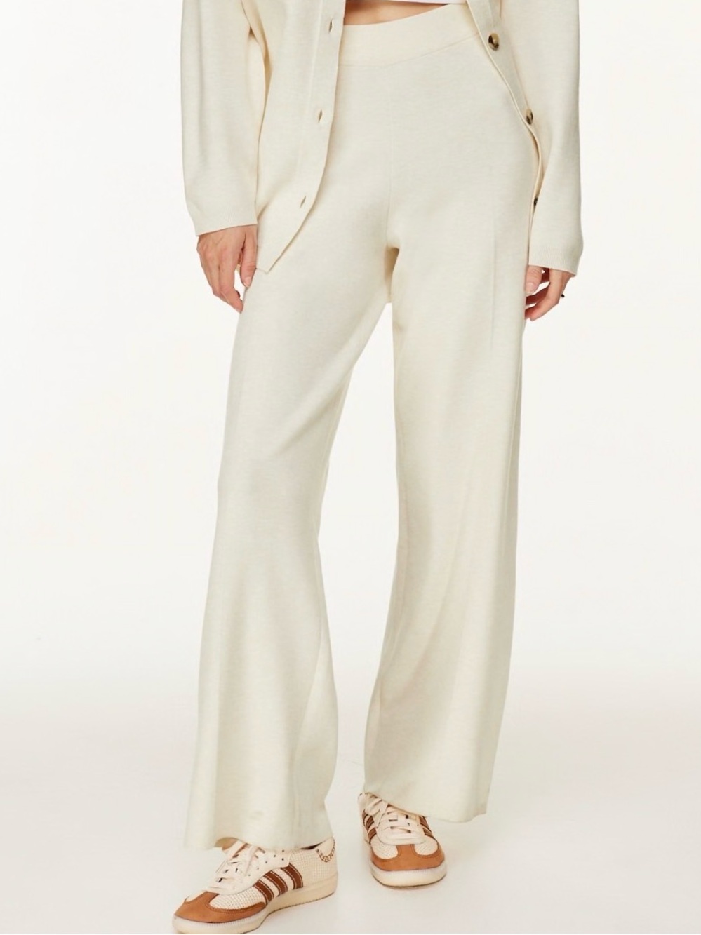Artizia Wilfred Free Souvenir Set in Cream - Picture 8 of 8